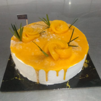 Mango Peach Iced Cake - Igor's Pastry & Cafe Surabaya | Bakery, Pastry, & Oleh-Oleh Premium Surabaya products
